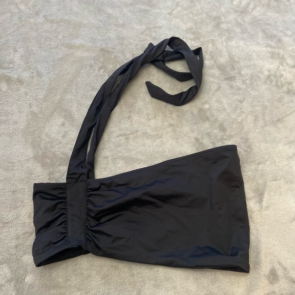 Frankie's Bikinis Other - New! Frankie’s Bikinis Black Ruched Halter Neck Bikini Top 3095
